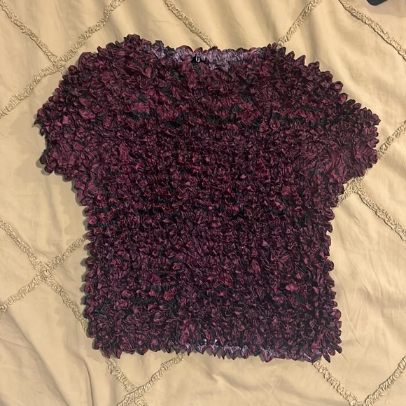 Brain dead - warped zebra bubble shrink top - Picture 3 of 4